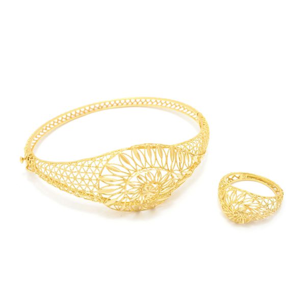 LANA Spinning With Flowers 21K Gold Jewelry - Spec Collection - The Gold Souq